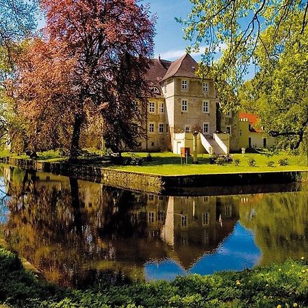 Hotel Wasserschloss Mellenthin Exterior foto